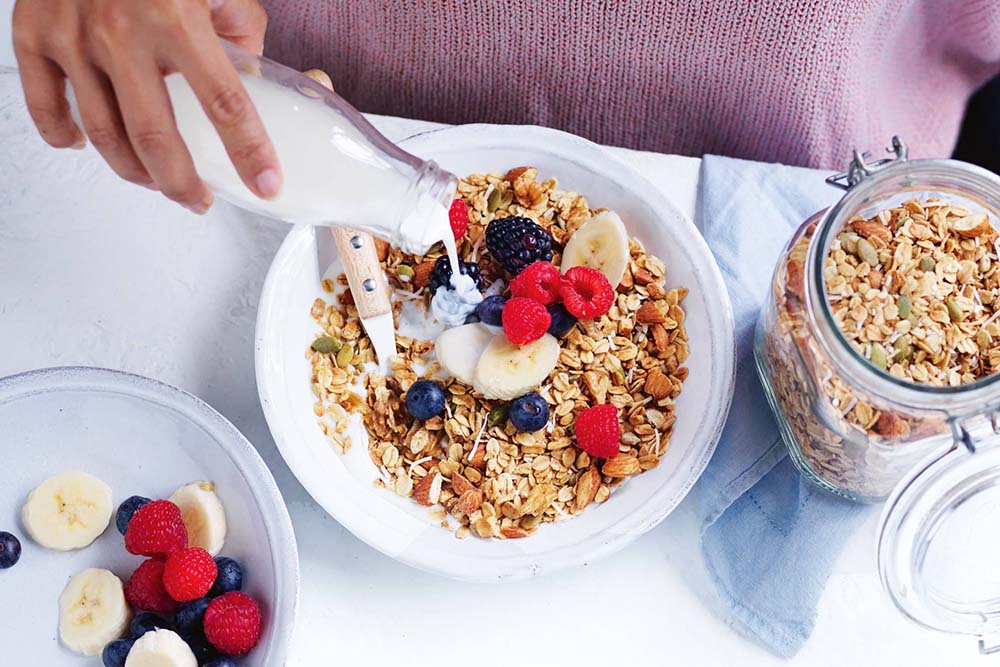 Cách ăn Granola 