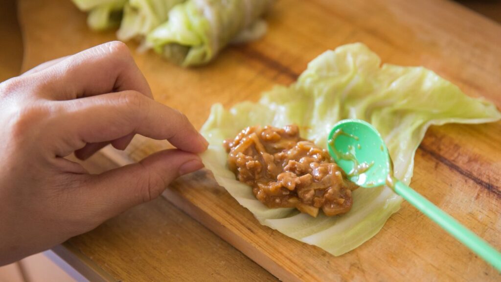 Làm Bắp Cải Xào