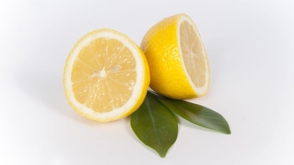 Lemons for vitamin c