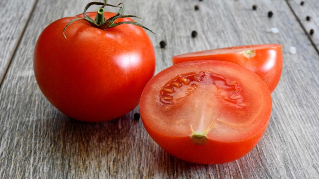 Tomatoes for vitamin c