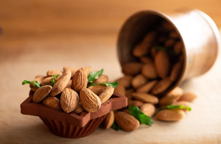 Hạnh nhân là nguồn protein thực vật có lợi cho sức khỏe.