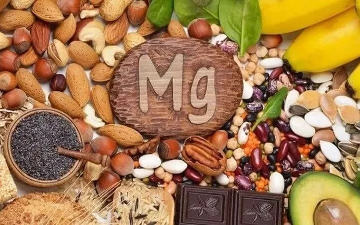 Hạnh nhân giàu magie và vitamin E, tốt cho tim mạch và cơ bắp.